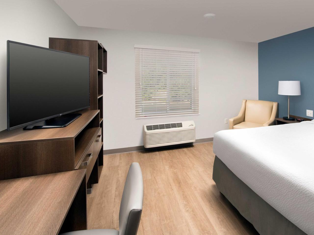 Woodspring Suites Fargo North Near Ndsu ภายนอก รูปภาพ